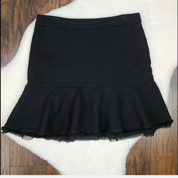 Ann Taylor Dresses & Skirts - Ann Taylor black tweed skirt.